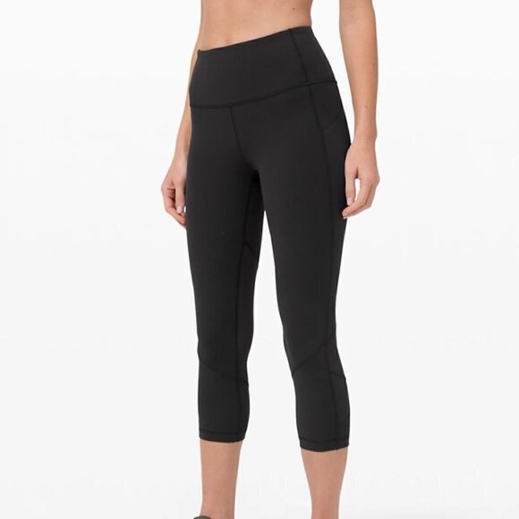 Lululemon Classic Black Cropped Leggings - Picture 1 of 7